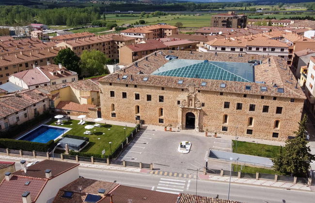 Entrada al balneario Castilla Termal Burgo de Osma - Foto 2