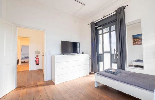 Monteurwohnung-in-Villa-8-Betten-WLAN-TV-Einbaukueche-Ahrensburg-Zentrum-Naehe-Hamburg-AGRP1201 - Photo 2