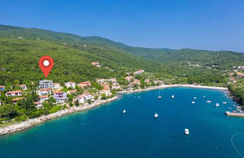 House 61 Sveta Marina - Photo 32