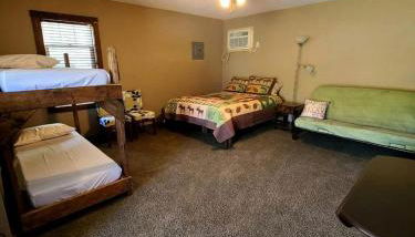 Cozy Cabin Rentals for a Family Getaway in Southeastern Iowa - Foto 5