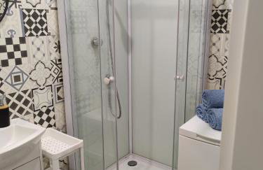 Noclegi Duet House Green Harmony Studio wejście na kod CENTRUM Ptak, Orientarium, Mandoria, Fala, Centrum Zdrowia Matki Polki, bezpłatny parking, klimatyzacja - Foto 16