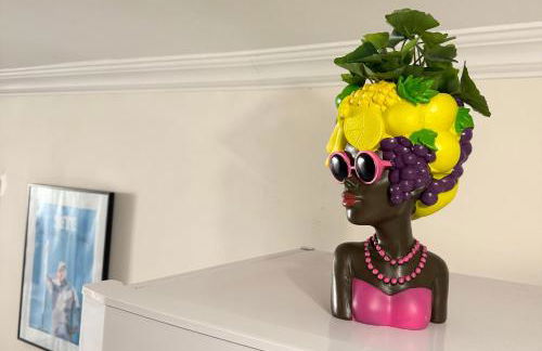 Le Cocon de ville sètois, Clim, patio et garage pour véhicule moyen, type clio, draps et serviettes inclus - Foto 12