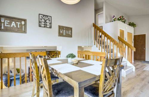 Witches Hollow Pet-Friendly Retreat Near Airport - Foto 13