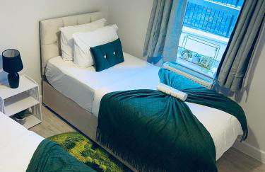 Dover Port in quiet location with Castle Views and off road parking - Foto 9