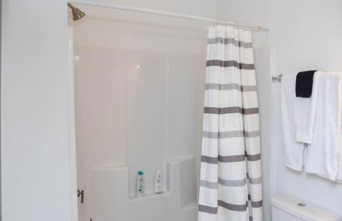 Quiet GVL Home Walk to DownTown - Foto 23