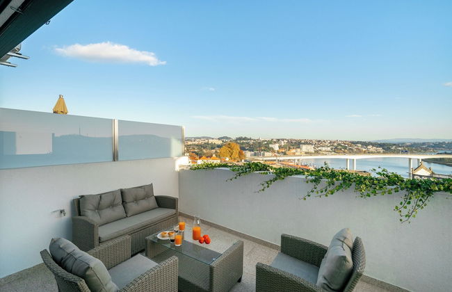 C314 Riverside View Premium Apartment w/ AC & Terrace - Foto 22