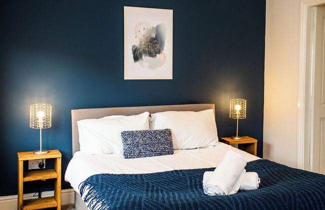 Spacious 5 Bed House Newcastle Gateshead - Photo 33