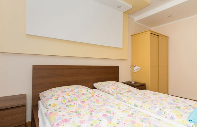 Holiday House Bursztyn by Renters - Photo 4