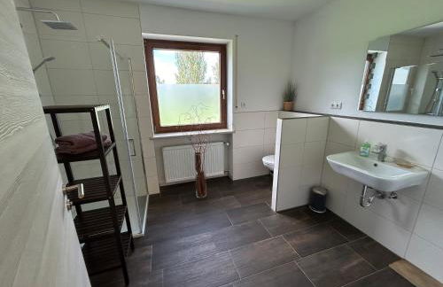 Ruhige Ferienwohnung mit Terrasse für 2 Personen - Foto 13