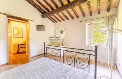 CASALE SANTA CATERINA Jacuzzi and Pool - Photo 38