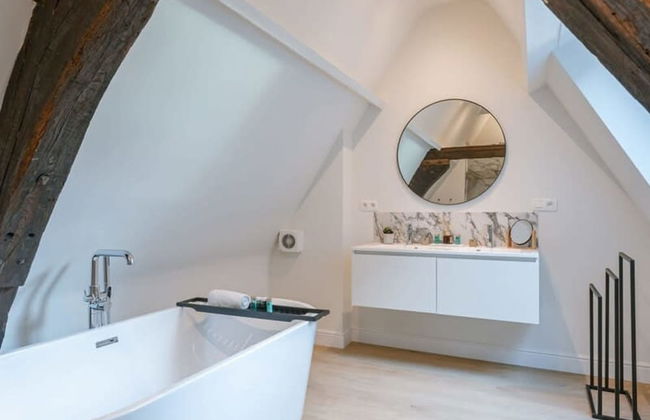 Modern Apartment on top Location in Antwerp - Photo 3