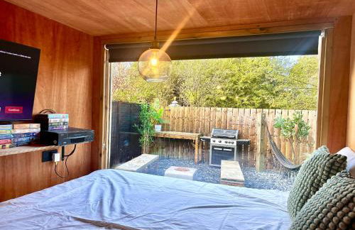 The Pinewood Cabin With Firepit & BBQ - Foto 10