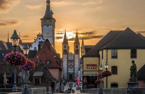 BRÜCKENGLÜCK Alte Mainbrücke - GRATIS KAFFEE - NETFLIX - BALKON - Foto 19
