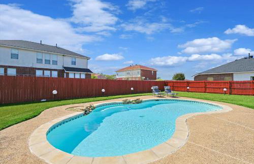 5BR Holiday Getaway in DeSoto with Pool, Hot Tub & Cinema - Foto 42