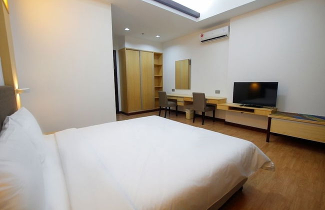 Imperial Suites Miri - Photo 2