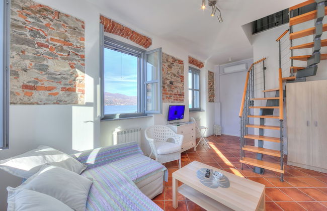 La Voce Del Lago Pied Dans L' Eau - Foto 9