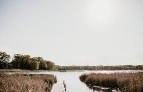 Centrally located - Perch Lake Bungalow - Hot-tub! - Foto 39