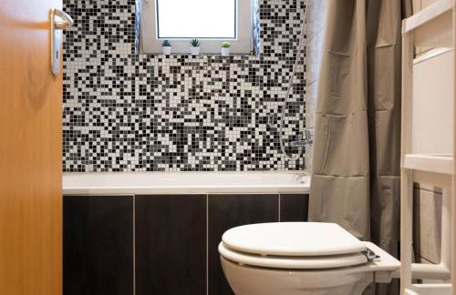 BudgetRoom 3 Bedroom Perfect for Teams - Foto 24