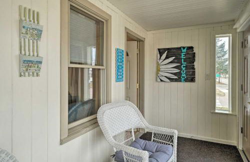 All-Season Grand Haven Getaway with Deck! - Foto 20