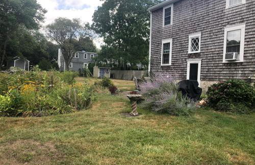 Seashell Cottage, in the Heart of Padanaram Village - Foto 1