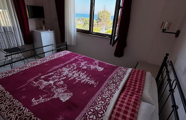 Zeus kır evi - Foto 31