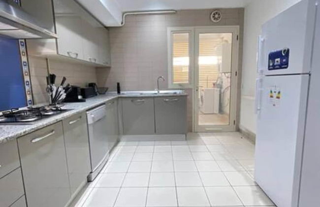 Black White Modern Spacious - Foto 4