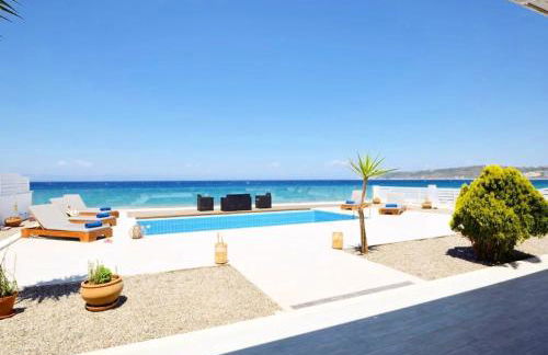 Vaso Beach Front Villa - Foto 7