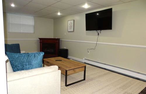 Comfortable Renovated 3 Bed Apartment - Foto 9