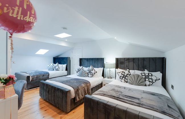 80 by Elite - Photo 32