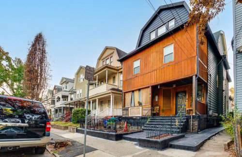 15 Mi to NYC Apartment in Newark - Photo 22