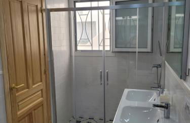 Apartamento con WiFi y aparcamiento privado - Photo 17