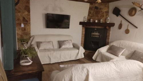 ENTRESIERRAS Apartamentos rurales con chimenea, barbacoa y espacio para eventos - Foto 3