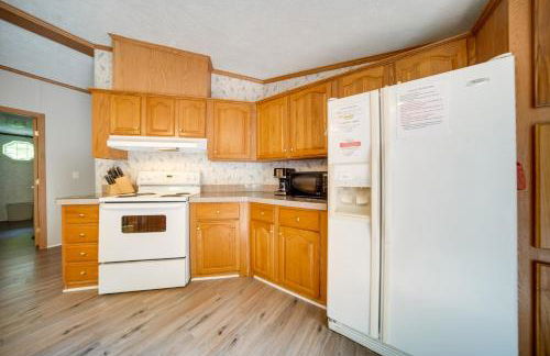 Secluded Ohio Getaway on 65 Acres! - Foto 12