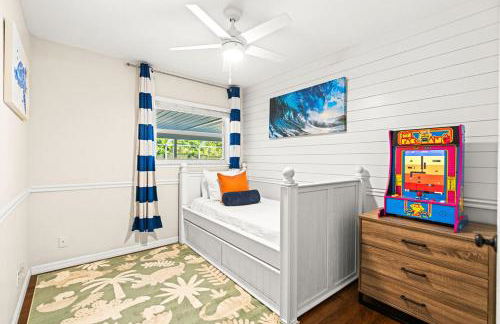 Heated PoolFire PitOutdoor KitchenCorn Hole - Foto 15