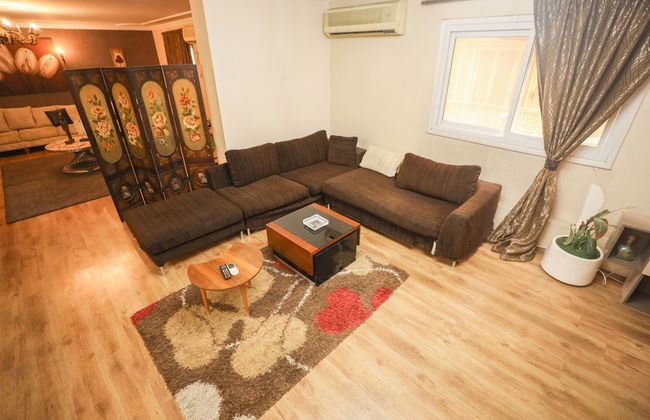 Angel Amber Kiss 2BR Apt - Photo 32