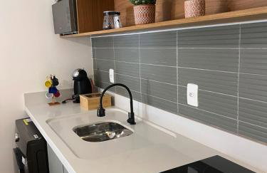 Loft novo, bem localizado, decorado em alto padrão - Foto 28