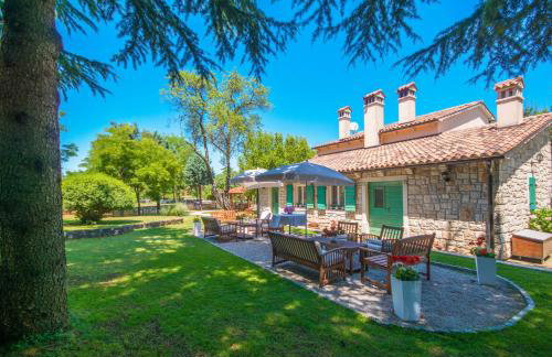 Villa Giovanna, a charming Villa with pool in a beautiful landscaped garden - Foto 47