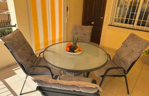 En perle med plass til voksne og familien, solfylt terrasse 5 min fra stranden - Foto 21