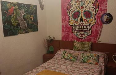 En pleno centro A 5 min de Renfe y bus aeropuerto - Photo 21