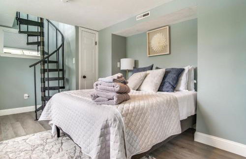 Swim and Fish On-Site! Waterfront Cape Cod Cottage - Foto 18