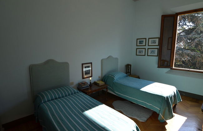 Elegant Holiday Home in Faenza With Garden and Pool - Photo 18