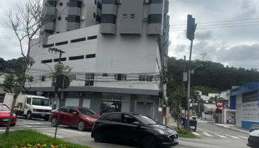 Arthi - Lindo Apto Central com Garagem - Foto 5