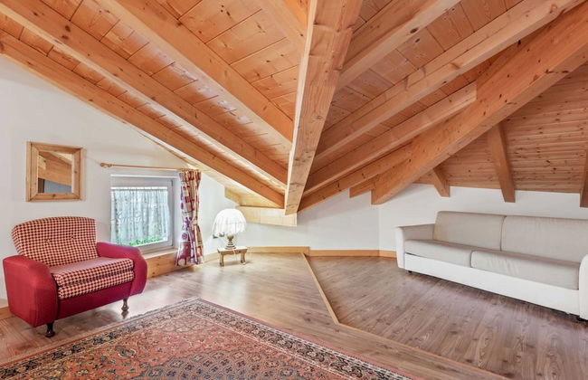 Belvilla by OYO Charming Apartment in Brez With TV - Foto 13