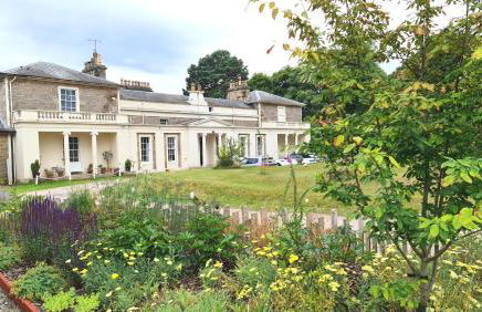 East Wing Apartment in Elgin - Foto 3