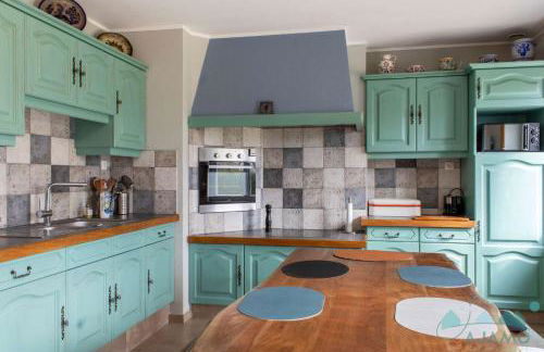 209 - Charmante maison entièrement rénovée à quelques pas de Sables-Dor-Les-Pins - Foto 4