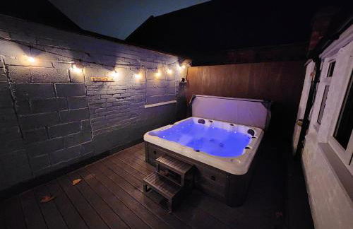Derby City Centre Apartment With Roof Top Hot Tub - Foto 45