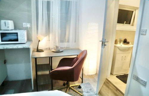 Beautiful NW4 Studio - Professional Market - Own Entry - Photo 22