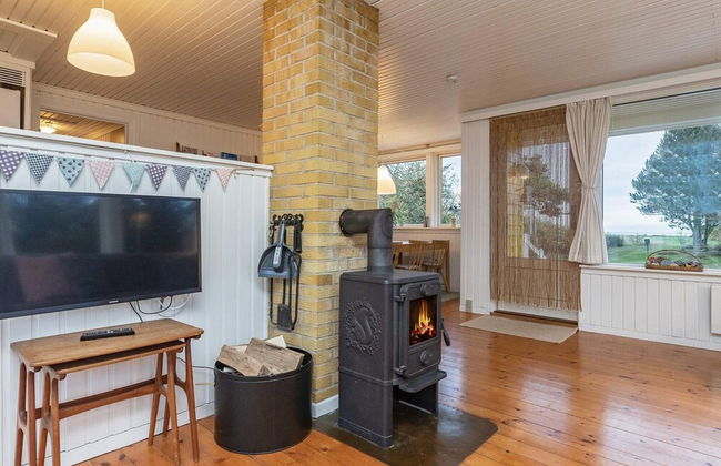 8 Person Holiday Home in Hesselager - Foto 6