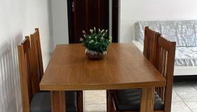 Espaçoso 1 d perto do mar com vaga - Foto 2