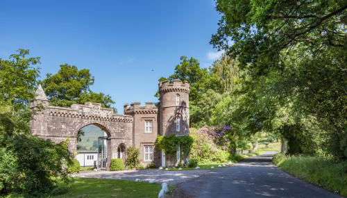 East Lodge - Photo 3